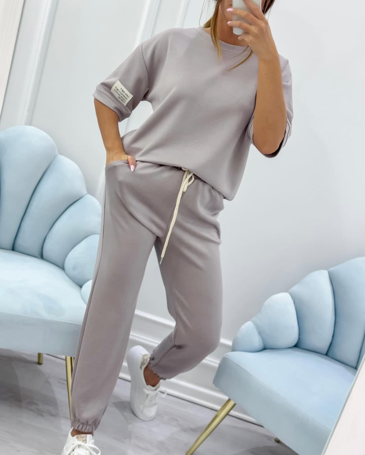 Nevira – A Collo Alto in Maglia, Completo con Pantaloni