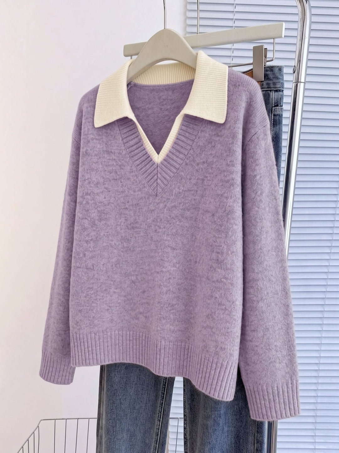 Cirelle – Colletto a Contrasto a Doppio Strato in Maglia, Maglione