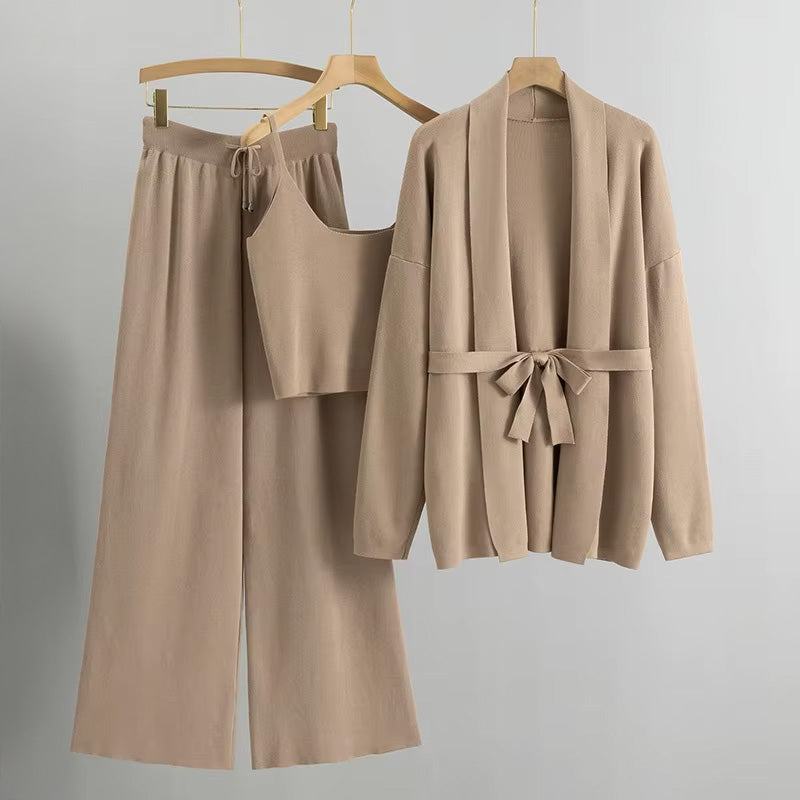 Da Casa in Maglia Completo a 3 Pezzi con Cardigan con Cintura