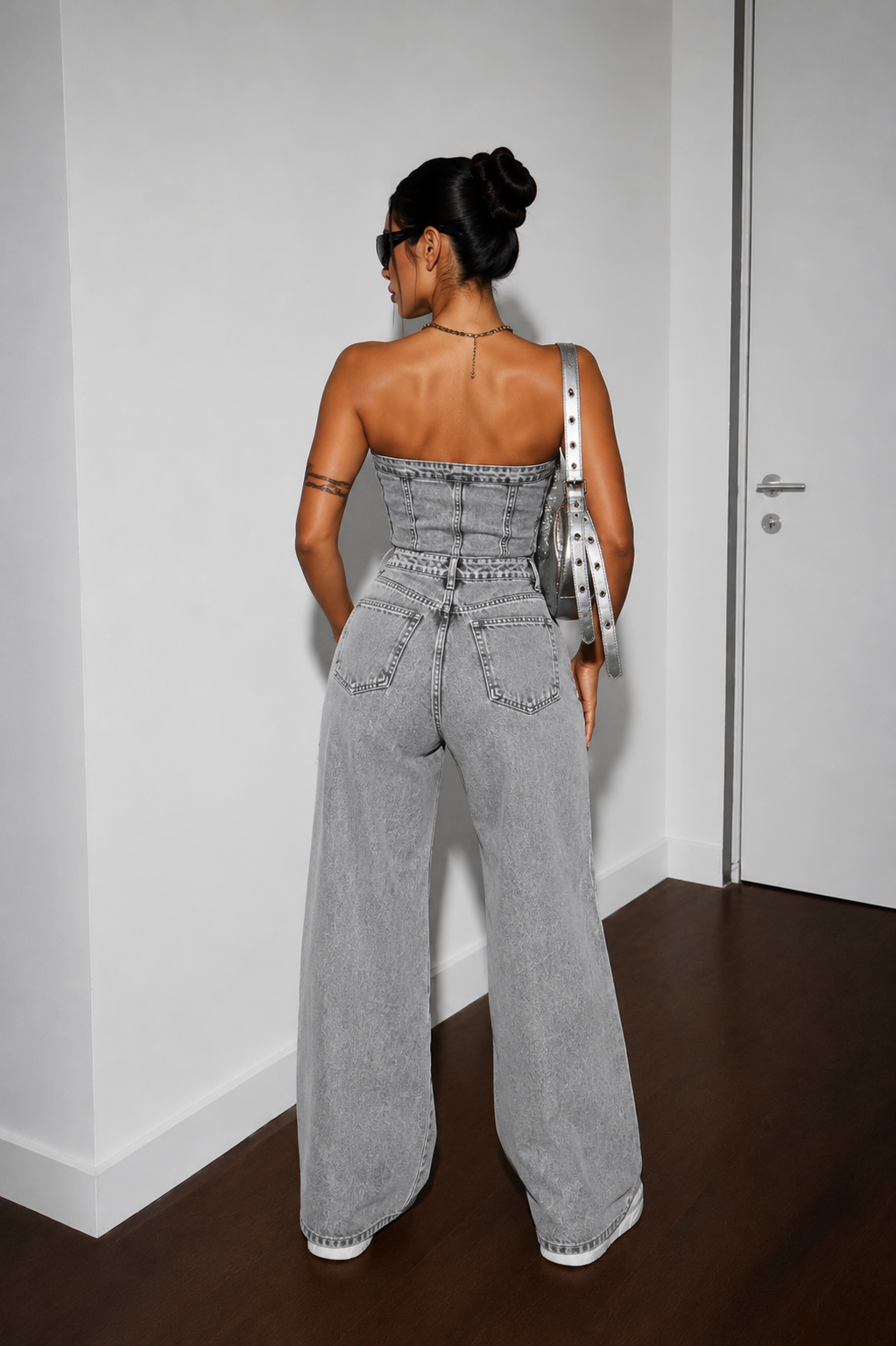 Elyra – Senza Spalline in Denim Tuta