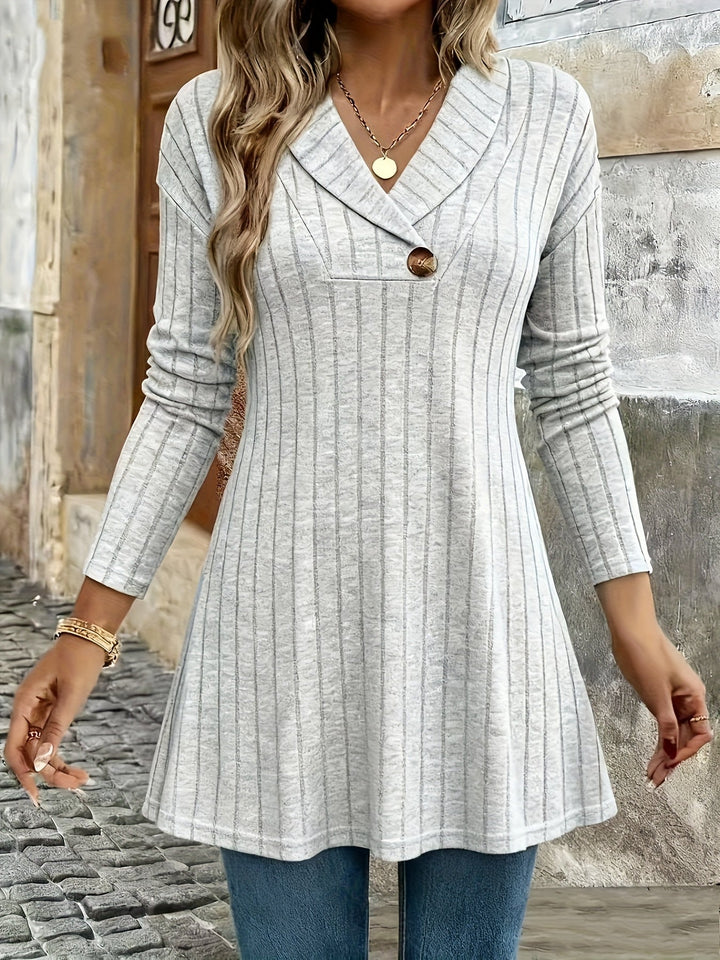 Novira – Scollo a V e Colletto a Costine T-Shirt
