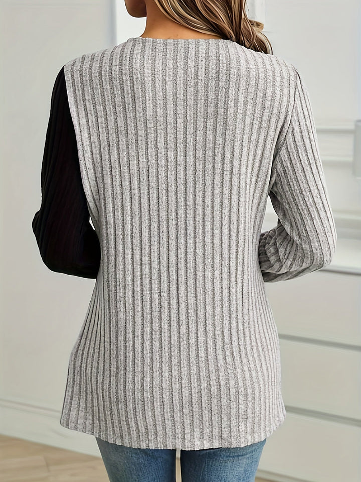 Rilena – Con Pizzo a Contrasto in Maglia Maglione