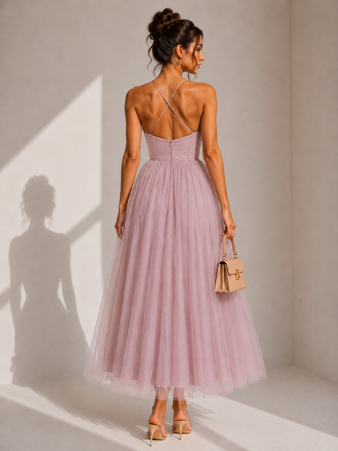 Virela – Schiena Scoperta in Tulle, Abito