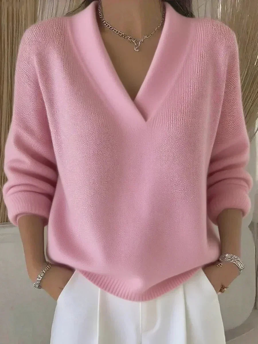 Vesara – Scollo a V Profondo in Maglia Fine, Maglione