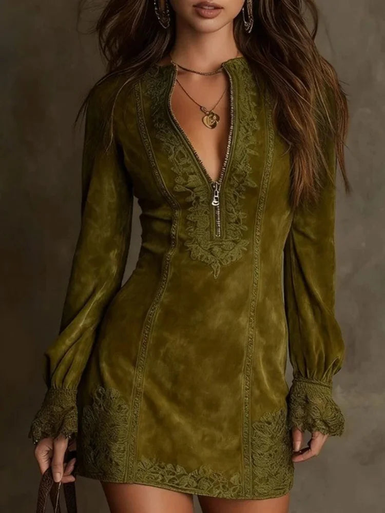 Sloane - Abito in Pizzo e Camoscio Sofisticato