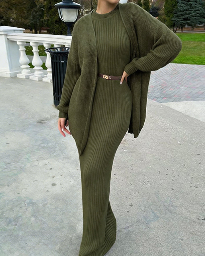 Nivara – Completo in Maglia a Coste con Abito Aderente e Cardigan