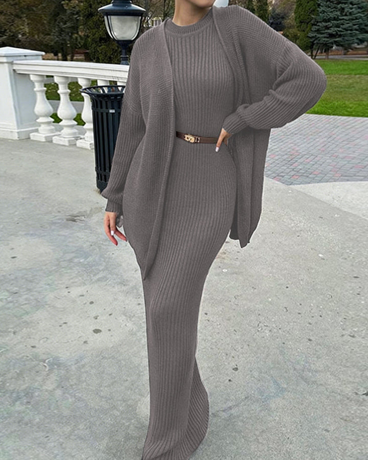 Nivara – Completo in Maglia a Coste con Abito Aderente e Cardigan