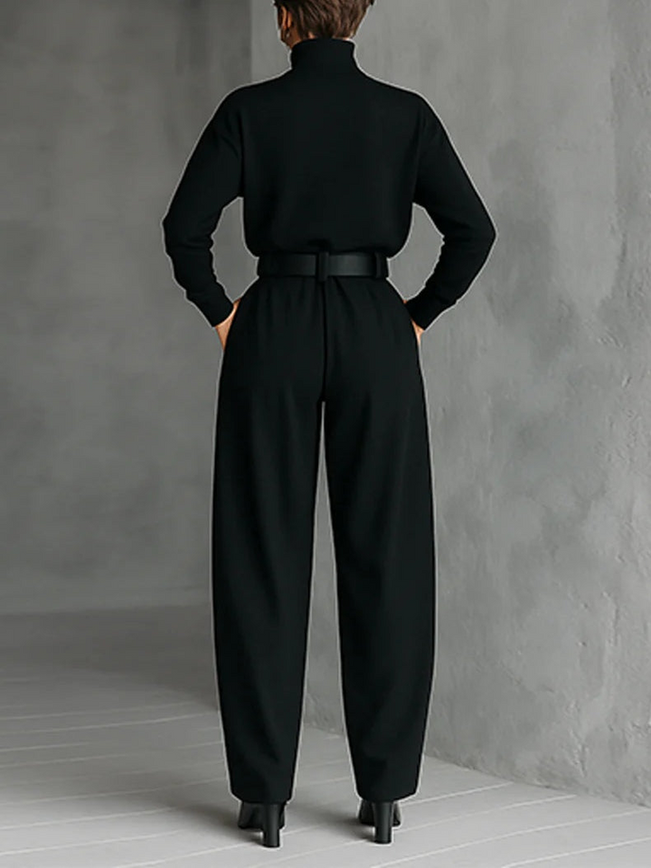 Avenya – Set con Top a Collo Alto e Pantaloni