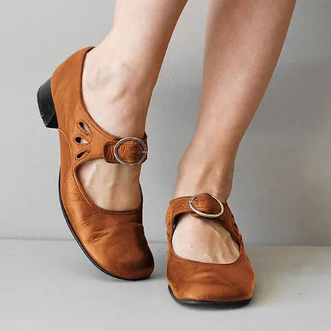 Idessa – Scarpe Retrò con Cinturino a Fibbia