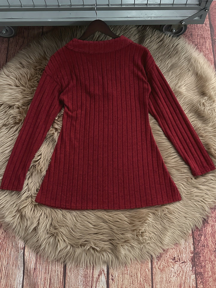Novira – Scollo a V e Colletto a Costine T-Shirt
