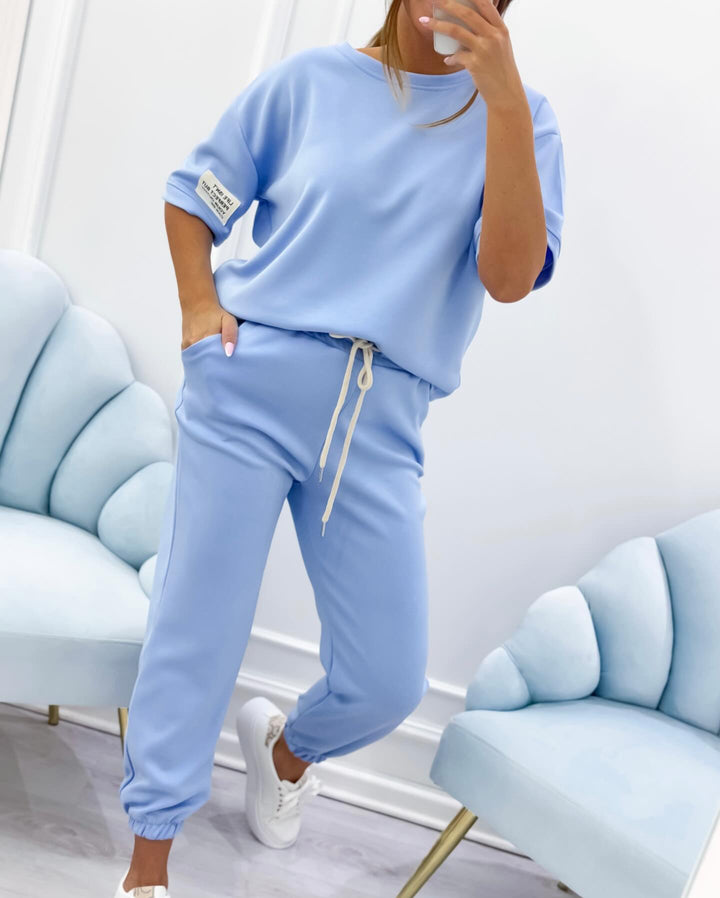 Nevira – A Collo Alto in Maglia, Completo con Pantaloni