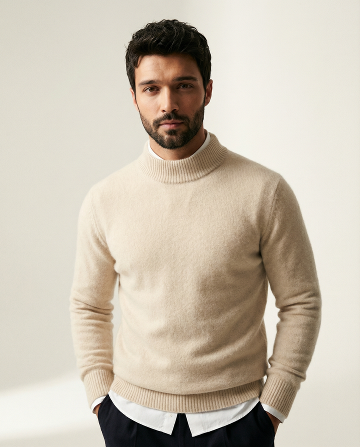 A Maglia Fine in Misto Cashmere Maglione