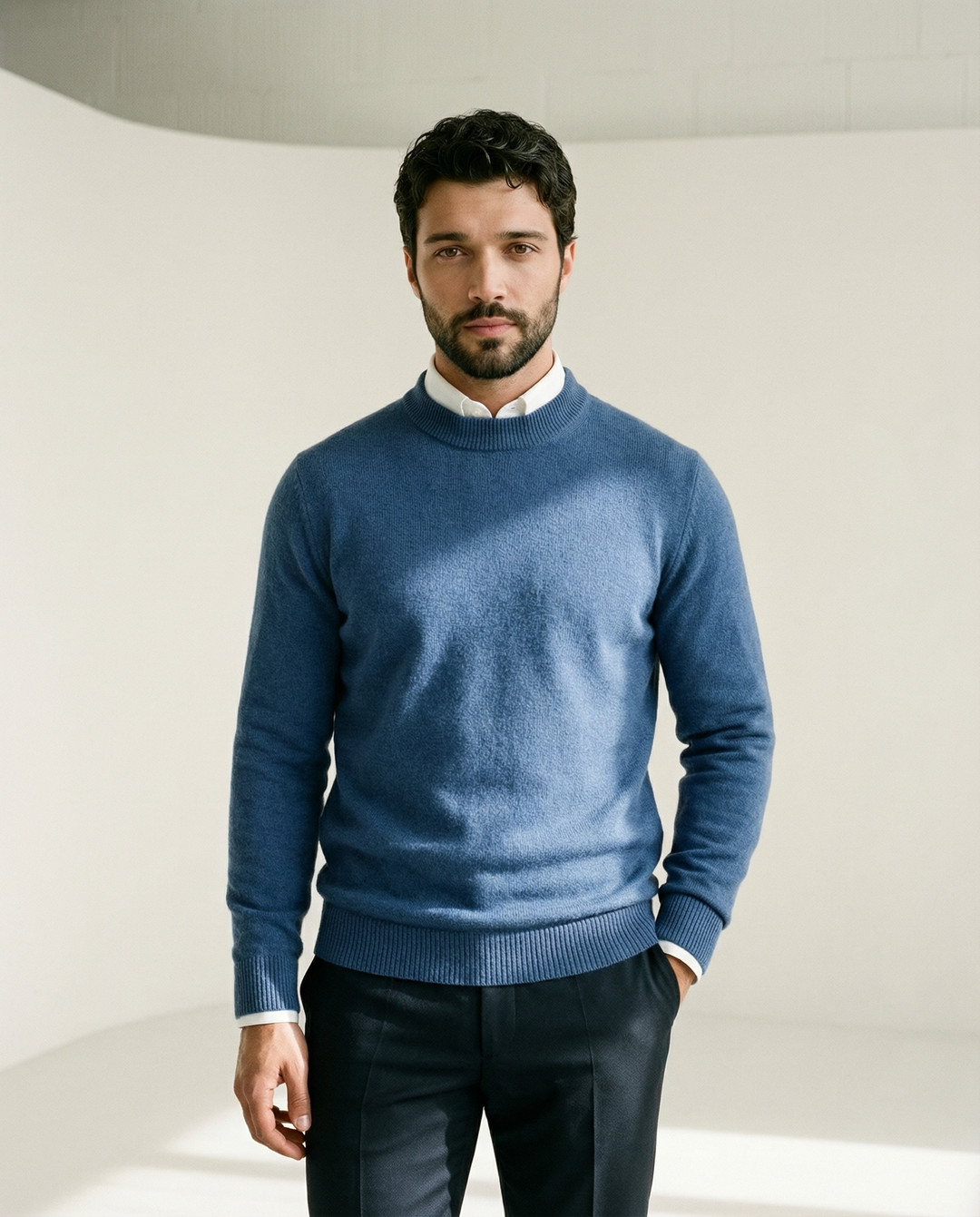 A Maglia Fine in Misto Cashmere Maglione