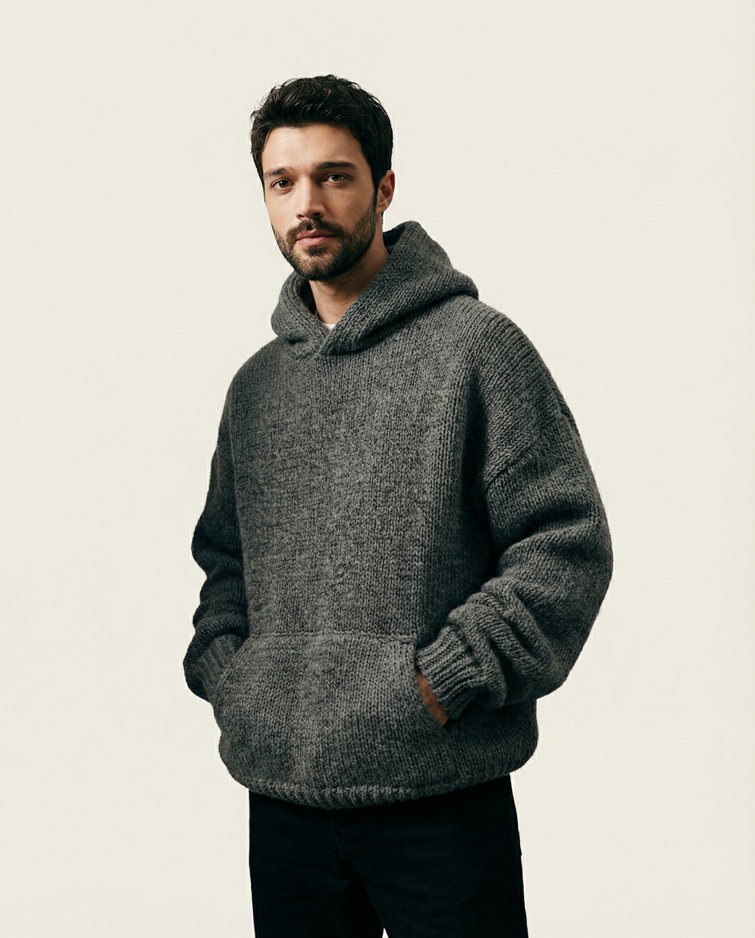 Maglione Leggero con Cappuccio