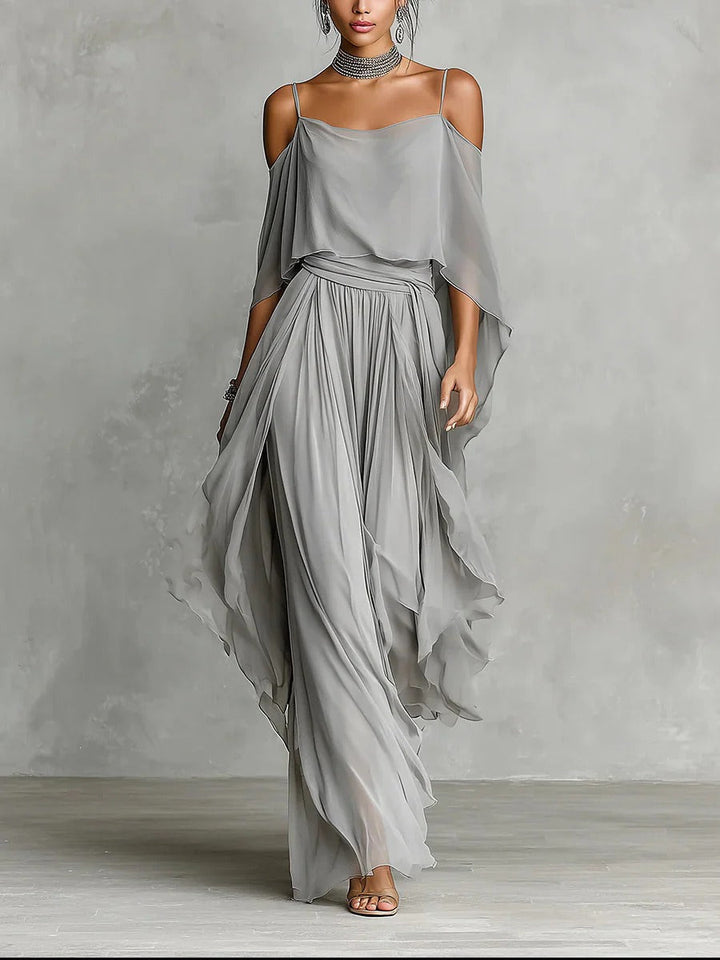 Kevara – A Spalle Scoperte in Chiffon, Completo