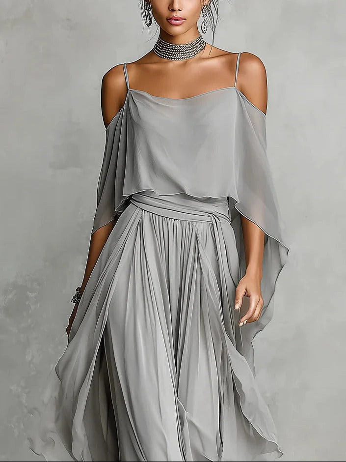 Kevara – A Spalle Scoperte in Chiffon, Completo